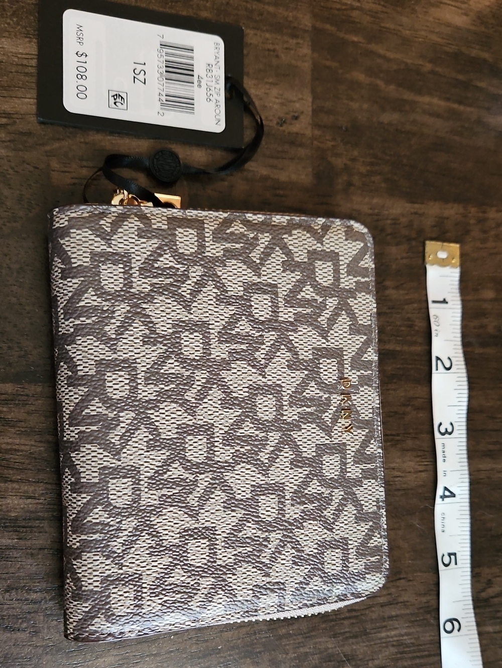 NWT DKNY Zip Around Wallet